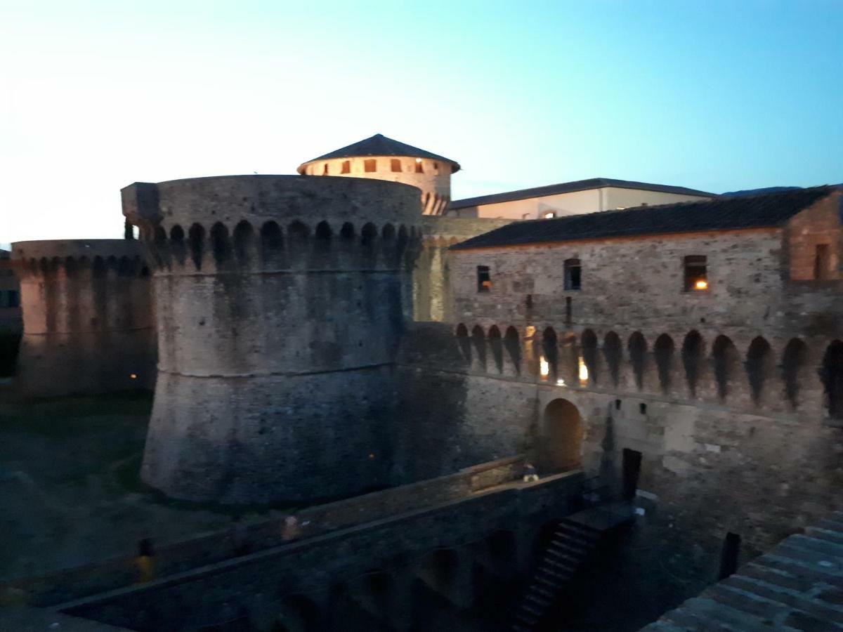 Le camere di Sabrina con bagno in camera Sarzana Esterno foto